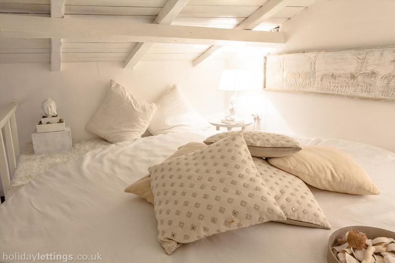 Natural Pantheon Apartment Rome